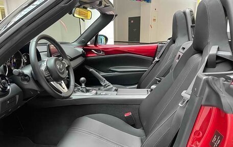 Mazda MX-5, 2023 год, 2 255 000 рублей, 2 фотография