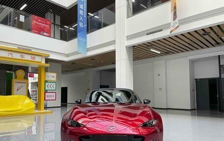 Mazda MX-5, 2023 год, 2 255 000 рублей, 6 фотография