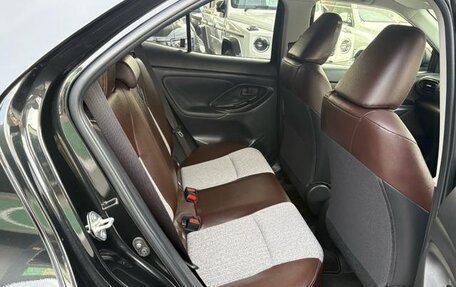 Toyota Yaris Cross, 2026 год, 1 230 000 рублей, 24 фотография