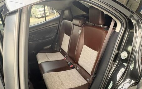 Toyota Yaris Cross, 2026 год, 1 230 000 рублей, 28 фотография