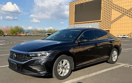 Volkswagen Passat B8 рестайлинг, 2021 год, 1 863 606 рублей, 1 фотография