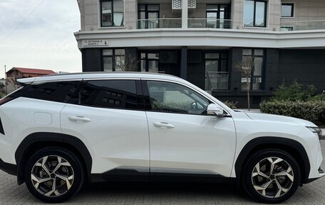 Geely Atlas, 2024 год, 2 890 000 рублей, 3 фотография