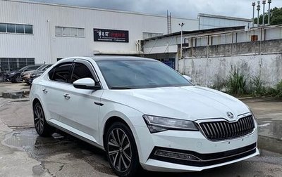 Skoda Superb III рестайлинг, 2022 год, 2 150 000 рублей, 1 фотография