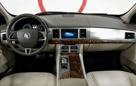 Jaguar XF I рестайлинг, 2013 год, 1 249 000 рублей, 9 фотография