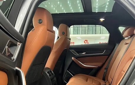 Jaguar F-Pace, 2023 год, 5 100 000 рублей, 16 фотография