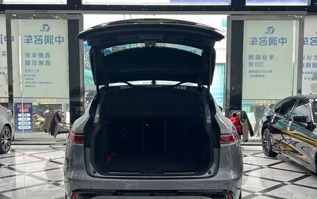 Jaguar F-Pace, 2023 год, 5 100 000 рублей, 17 фотография