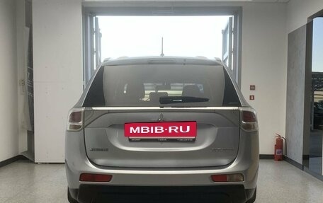 Mitsubishi Outlander III рестайлинг 3, 2012 год, 1 350 000 рублей, 5 фотография
