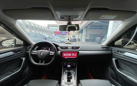 Skoda Superb III рестайлинг, 2022 год, 2 150 000 рублей, 6 фотография