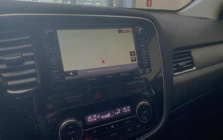 Mitsubishi Outlander III рестайлинг 3, 2012 год, 1 350 000 рублей, 12 фотография
