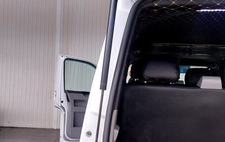 Volkswagen Transporter T5 рестайлинг, 2003 год, 1 050 000 рублей, 10 фотография