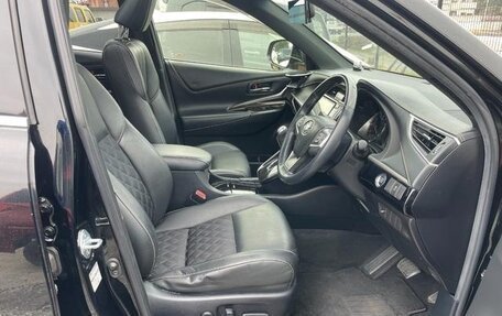 Toyota Harrier, 2018 год, 2 200 000 рублей, 12 фотография