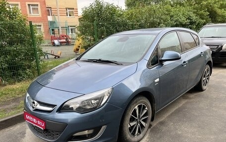 Opel Astra J, 2013 год, 720 000 рублей, 1 фотография