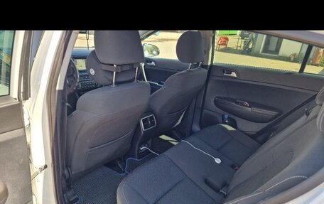 KIA Sportage IV рестайлинг, 2017 год, 1 750 000 рублей, 12 фотография