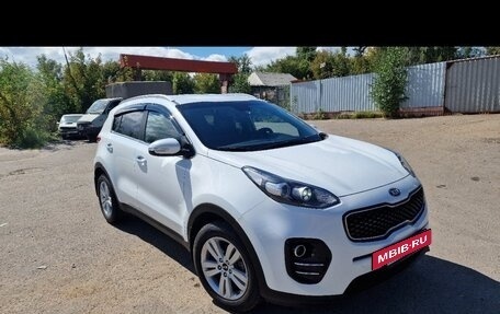 KIA Sportage IV рестайлинг, 2017 год, 1 750 000 рублей, 2 фотография