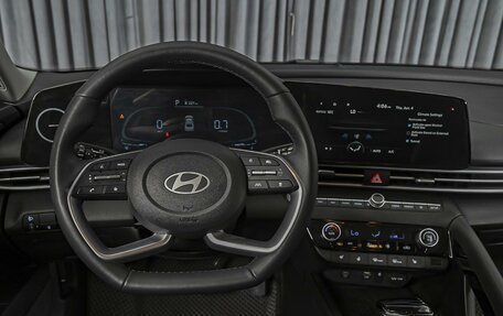 Hyundai Elantra, 2024 год, 2 238 000 рублей, 16 фотография