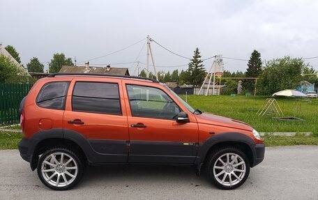 Chevrolet Niva I рестайлинг, 2011 год, 520 000 рублей, 3 фотография