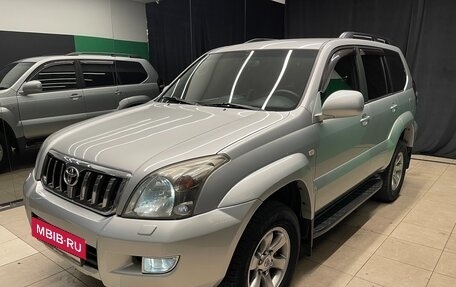 Toyota Land Cruiser Prado 120 рестайлинг, 2005 год, 2 250 000 рублей, 3 фотография