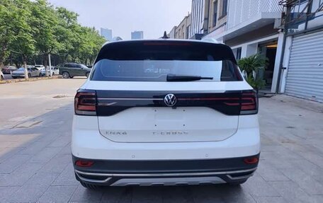 Volkswagen T-Cross I, 2023 год, 1 220 000 рублей, 5 фотография
