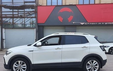 Volkswagen T-Cross I, 2023 год, 1 220 000 рублей, 7 фотография