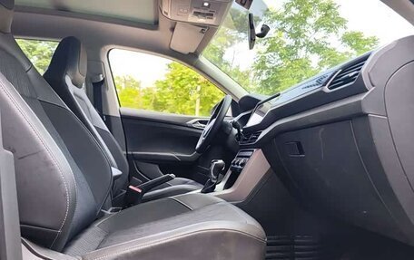 Volkswagen T-Cross I, 2023 год, 1 220 000 рублей, 15 фотография