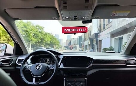 Volkswagen T-Cross I, 2023 год, 1 220 000 рублей, 9 фотография