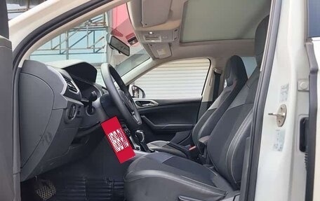Volkswagen T-Cross I, 2023 год, 1 220 000 рублей, 8 фотография
