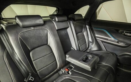Jaguar F-Pace, 2019 год, 2 555 000 рублей, 17 фотография