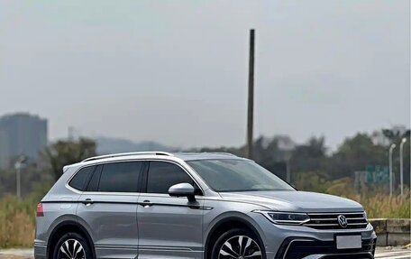 Volkswagen Tiguan II, 2023 год, 2 710 010 рублей, 1 фотография