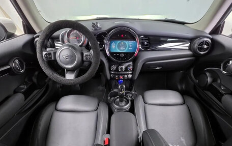 MINI Hatch, 2022 год, 1 695 300 рублей, 7 фотография