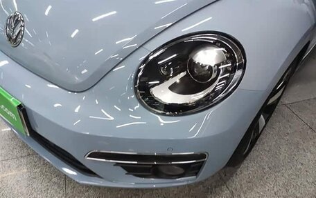 Volkswagen Beetle, 2019 год, 1 330 333 рублей, 8 фотография