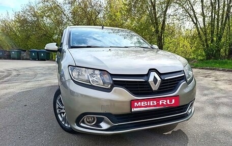Renault Logan II, 2014 год, 450 000 рублей, 1 фотография