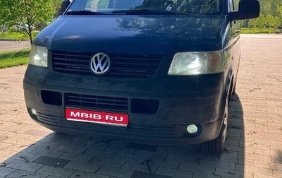 Volkswagen Transporter T5 рестайлинг, 2004 год, 720 000 рублей, 1 фотография