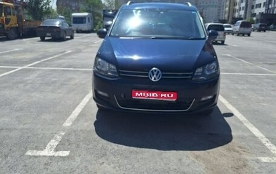 Volkswagen Sharan II, 2011 год, 970 000 рублей, 1 фотография
