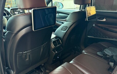 Hyundai Santa Fe IV, 2019 год, 3 500 000 рублей, 6 фотография