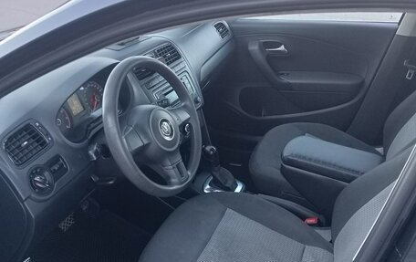 Volkswagen Polo VI (EU Market), 2015 год, 850 000 рублей, 10 фотография