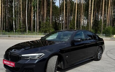 BMW 5 серия, 2021 год, 5 700 000 рублей, 2 фотография