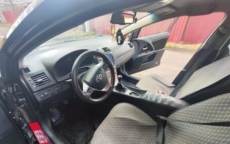Toyota Avensis III рестайлинг, 2009 год, 900 000 рублей, 3 фотография