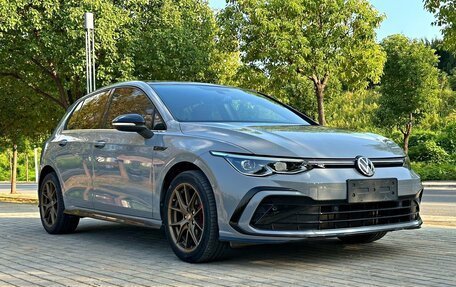 Volkswagen Golf VIII, 2023 год, 1 989 010 рублей, 3 фотография