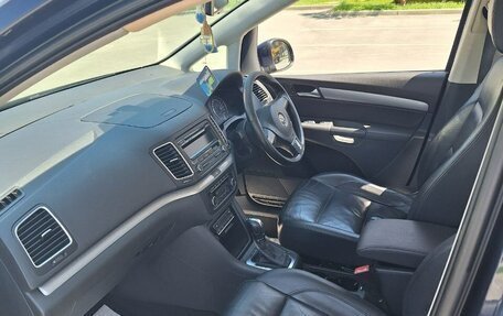 Volkswagen Sharan II, 2011 год, 970 000 рублей, 8 фотография