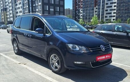 Volkswagen Sharan II, 2011 год, 970 000 рублей, 6 фотография