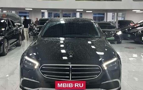 Mercedes-Benz E-Класс, 2023 год, 5 400 000 рублей, 2 фотография
