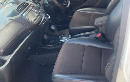 Honda Fit Shuttle I рестайлинг, 2011 год, 750 000 рублей, 10 фотография
