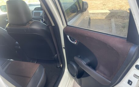 Honda Fit Shuttle I рестайлинг, 2011 год, 750 000 рублей, 12 фотография