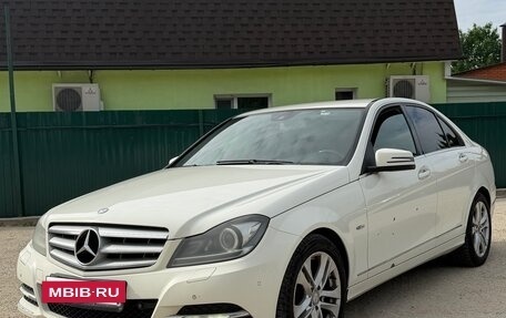 Mercedes-Benz C-Класс, 2011 год, 1 200 000 рублей, 8 фотография