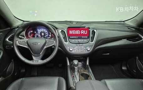 Chevrolet Malibu IX, 2022 год, 1 370 000 рублей, 6 фотография