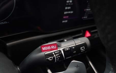 KIA Niro, 2023 год, 1 890 000 рублей, 15 фотография