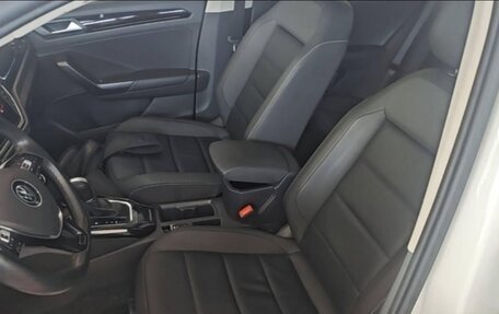 Volkswagen T-Roc I, 2021 год, 1 750 000 рублей, 7 фотография