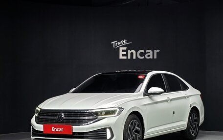 Volkswagen Jetta VII, 2022 год, 1 740 000 рублей, 1 фотография