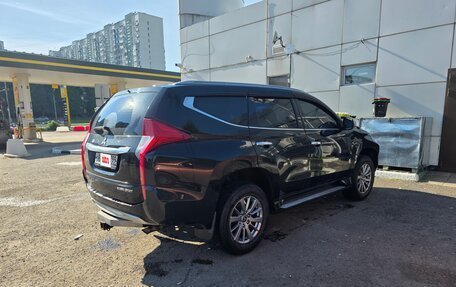 Mitsubishi Pajero Sport III рестайлинг, 2019 год, 3 500 000 рублей, 4 фотография