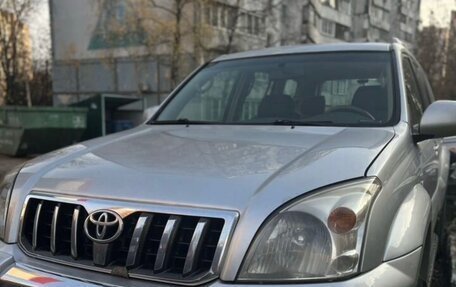 Toyota Land Cruiser Prado 120 рестайлинг, 2003 год, 1 300 000 рублей, 6 фотография